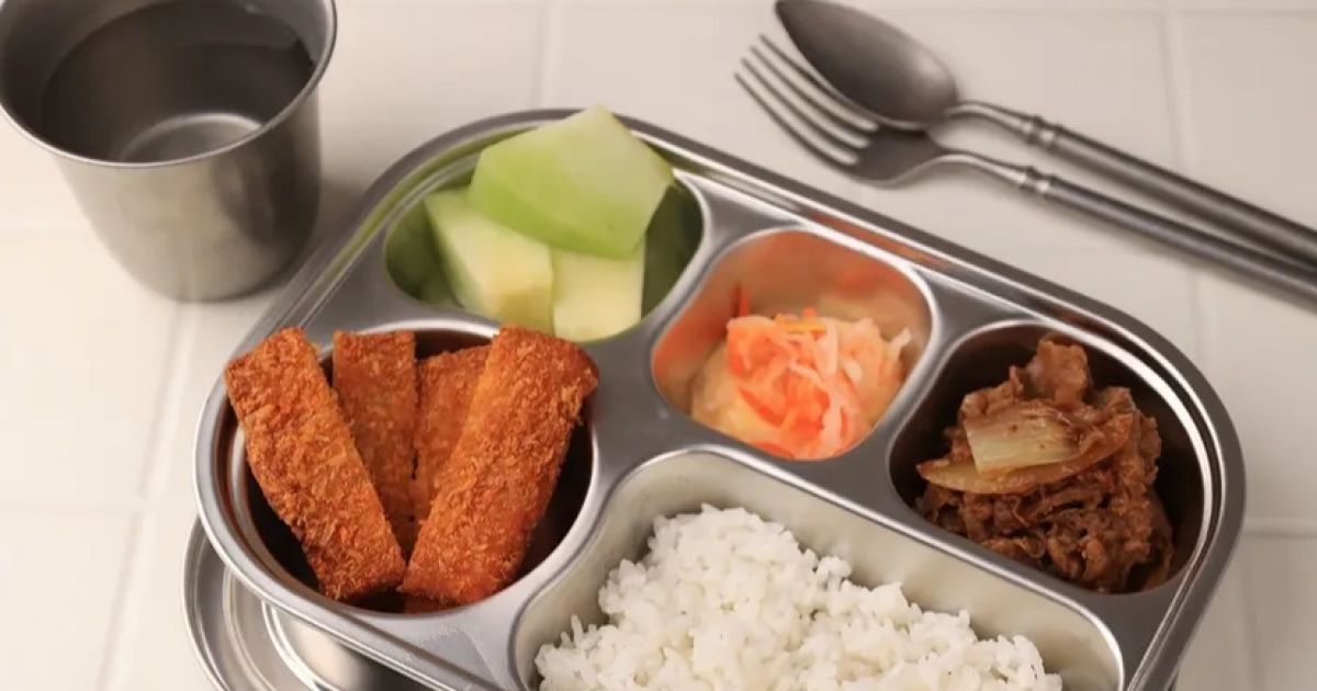 Pemerintah Tegaskan Makan Bergizi Gratis Tetap Prioritas di Tengah Efisiensi