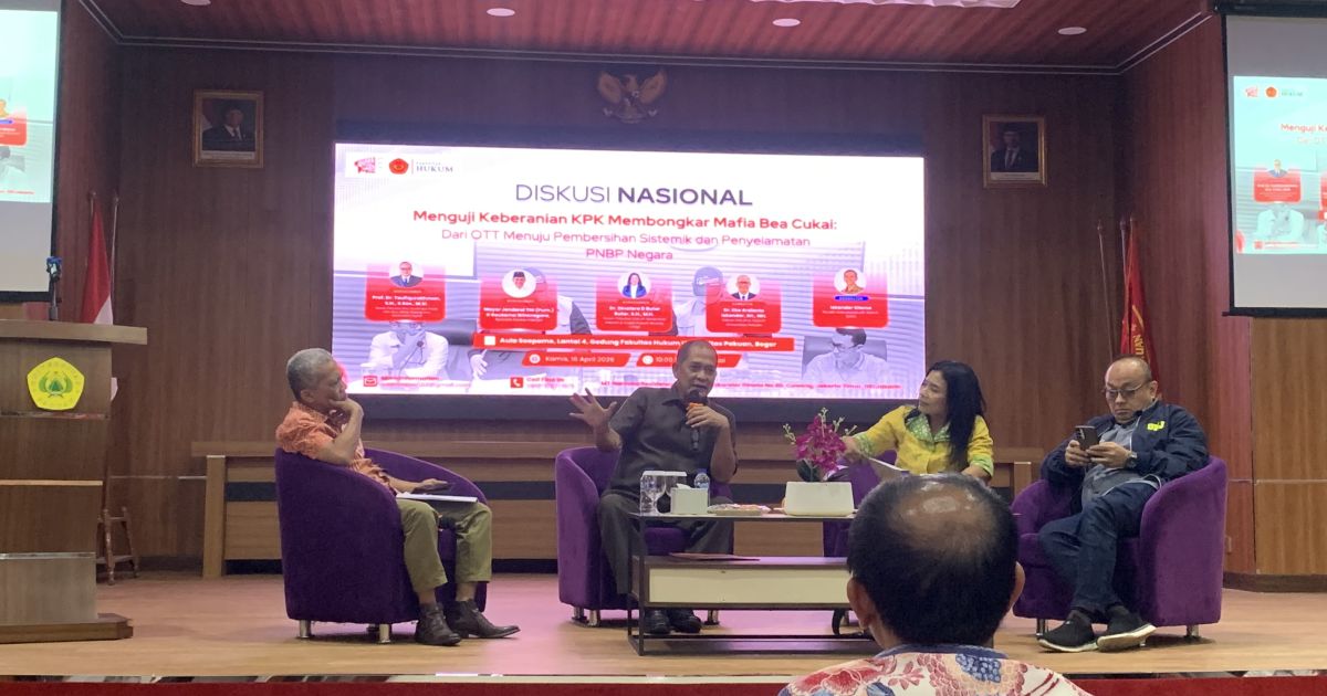 Diskusi bertajuk “Menguji Keberanian KPK Membongkar Mafia Bea Cukai: Dari OTT Menuju Pembersihan Sistemik dan Penyelamatan PNBP Negara” ini diselenggarakan oleh Netizen62 bekerja sama dengan FH Unpak.