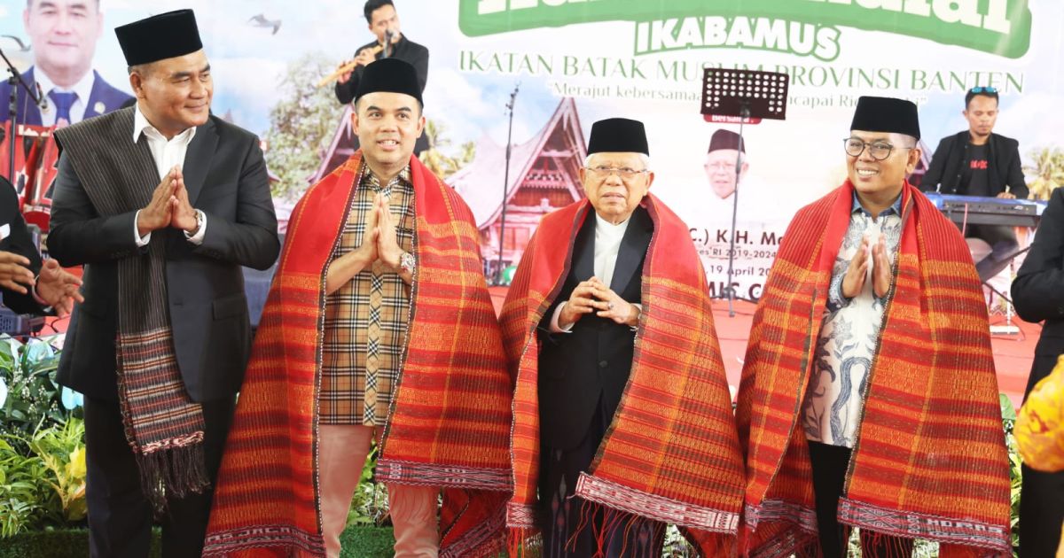 Ikatan Keluarga Batak Muslim (IKABAMUS) Provinsi Banten menggelar acara Halal Bihalal 1447 H/2026 M di Gedung Islamic Center, Kota Cilegon, Minggu (19/04/2026).