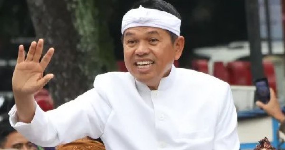 Gubernur Jawa Barat Dedi Mulyadi (KDM) menegaskan belum akan membuka kembali izin operasional tambang di Parungpanjang.