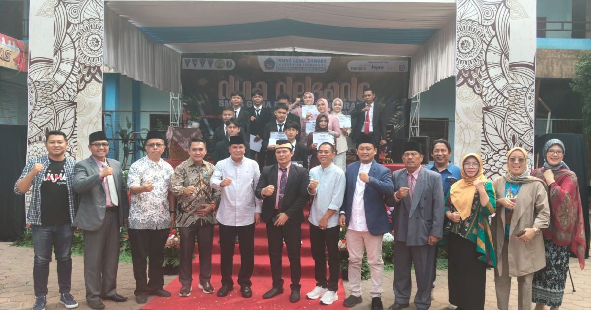 Bupati Tangerang Maeshal Rasyid menghadirkan pelepasan siswa-siswi kelas XII tahun ajaran 2026, Sabtu (23/5/2026).