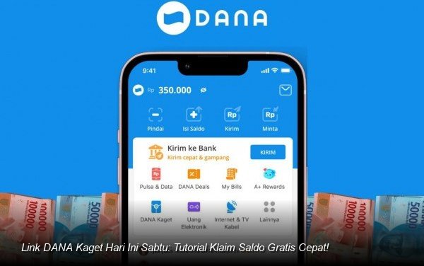 Tangan memegang smartphone yang menampilkan notifikasi saldo DANA masuk dari amplop digital DANA Kaget.