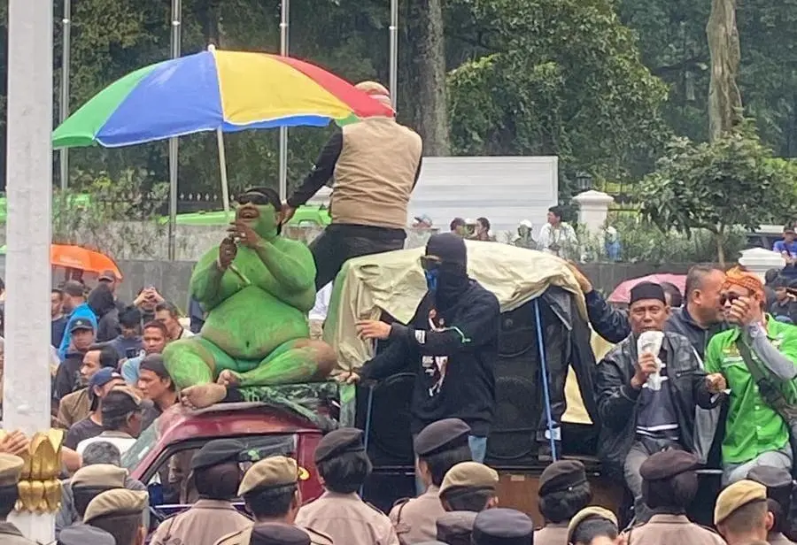 Sopir Angkot Bogor Berdandan Hulk, Simbol Kemarahan Rakyat Kecil yang Ingin Didengar
