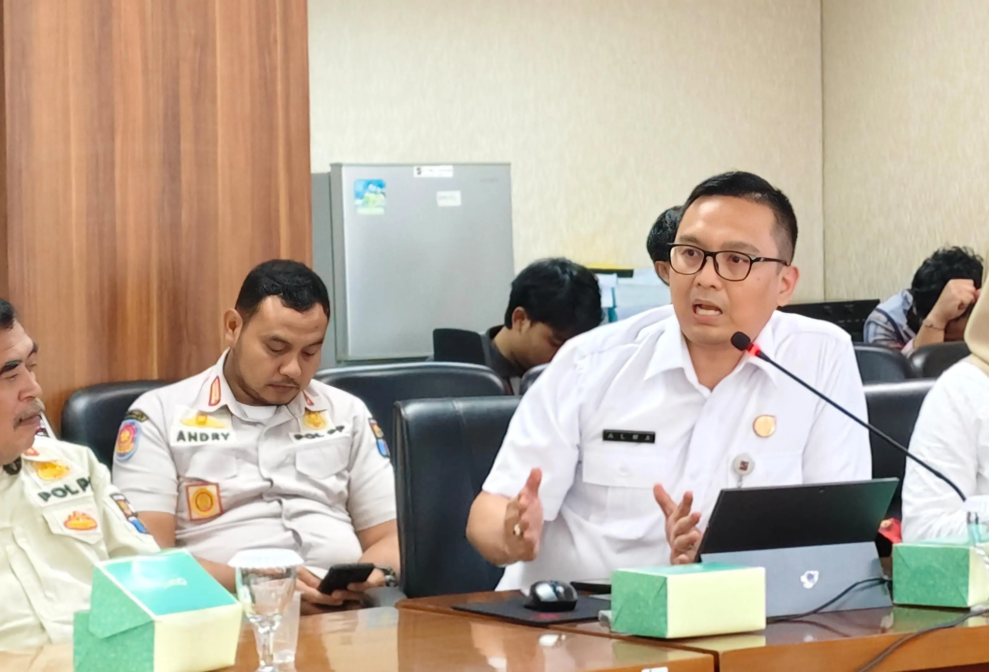 Hadiri Rapat Kerja Komisi 1 DPRD Kota Bogor, Alma Ungkap Rule of Law