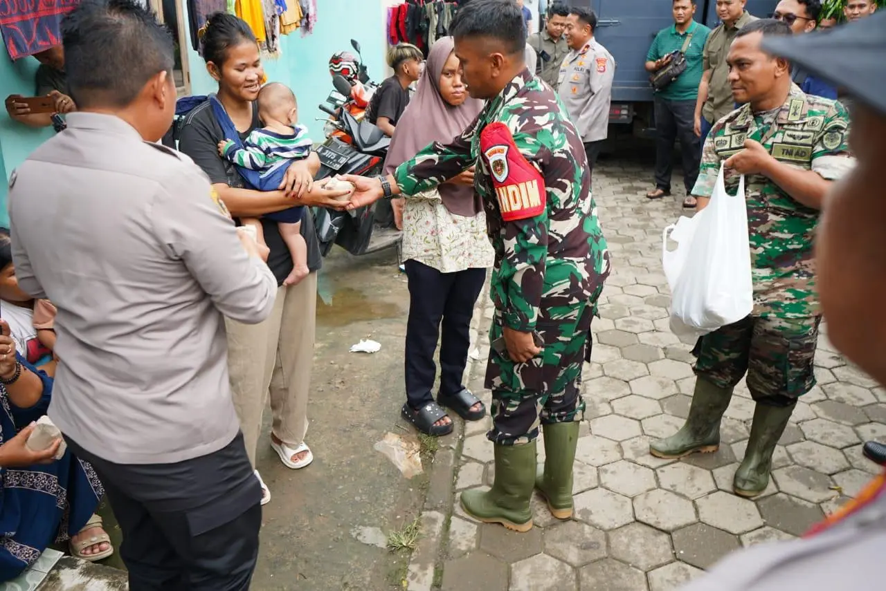 Kodim Cilegon dan Polda Banten Bersinergi Tangani Banjir