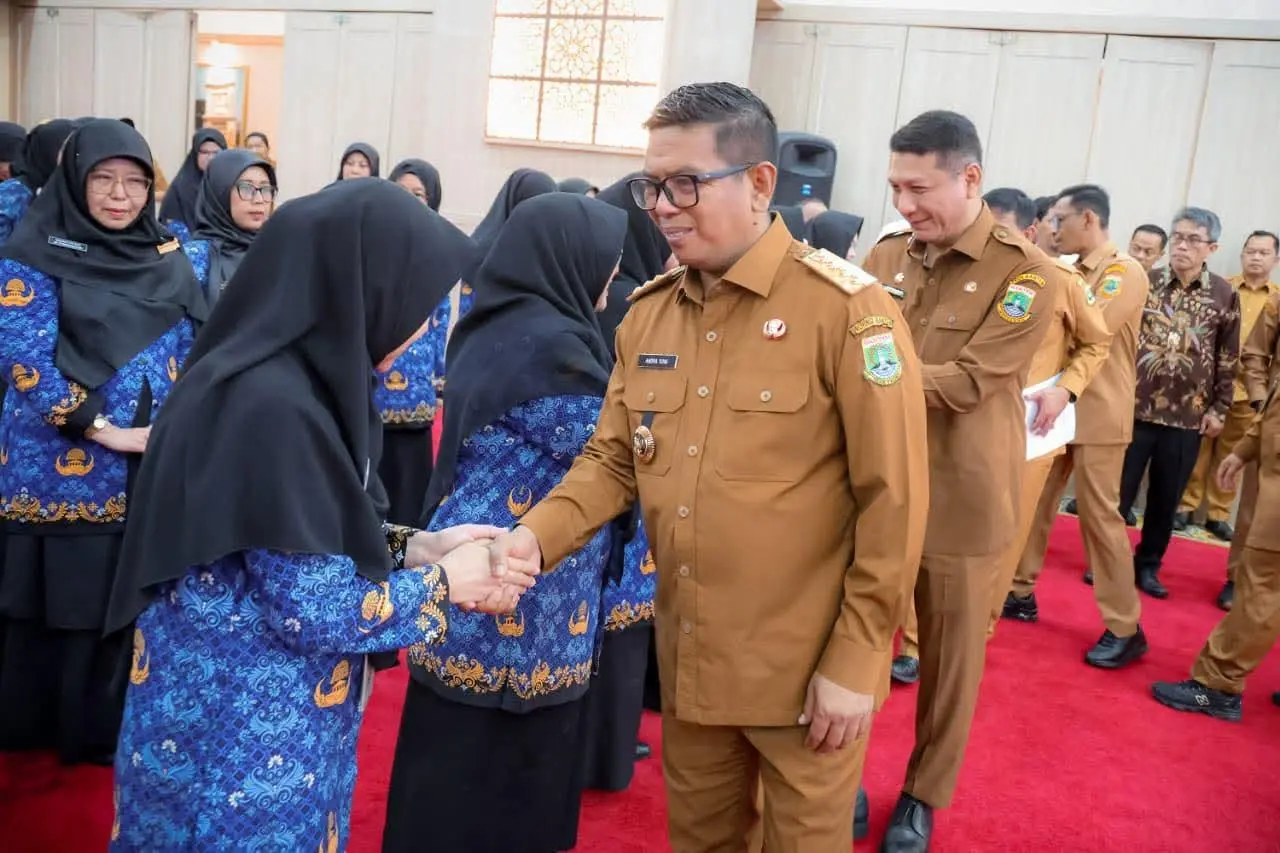 Pemprov Banten Lantik 64 Pejabat untuk Perkuat Pendidikan dan Cegah Tawuran
