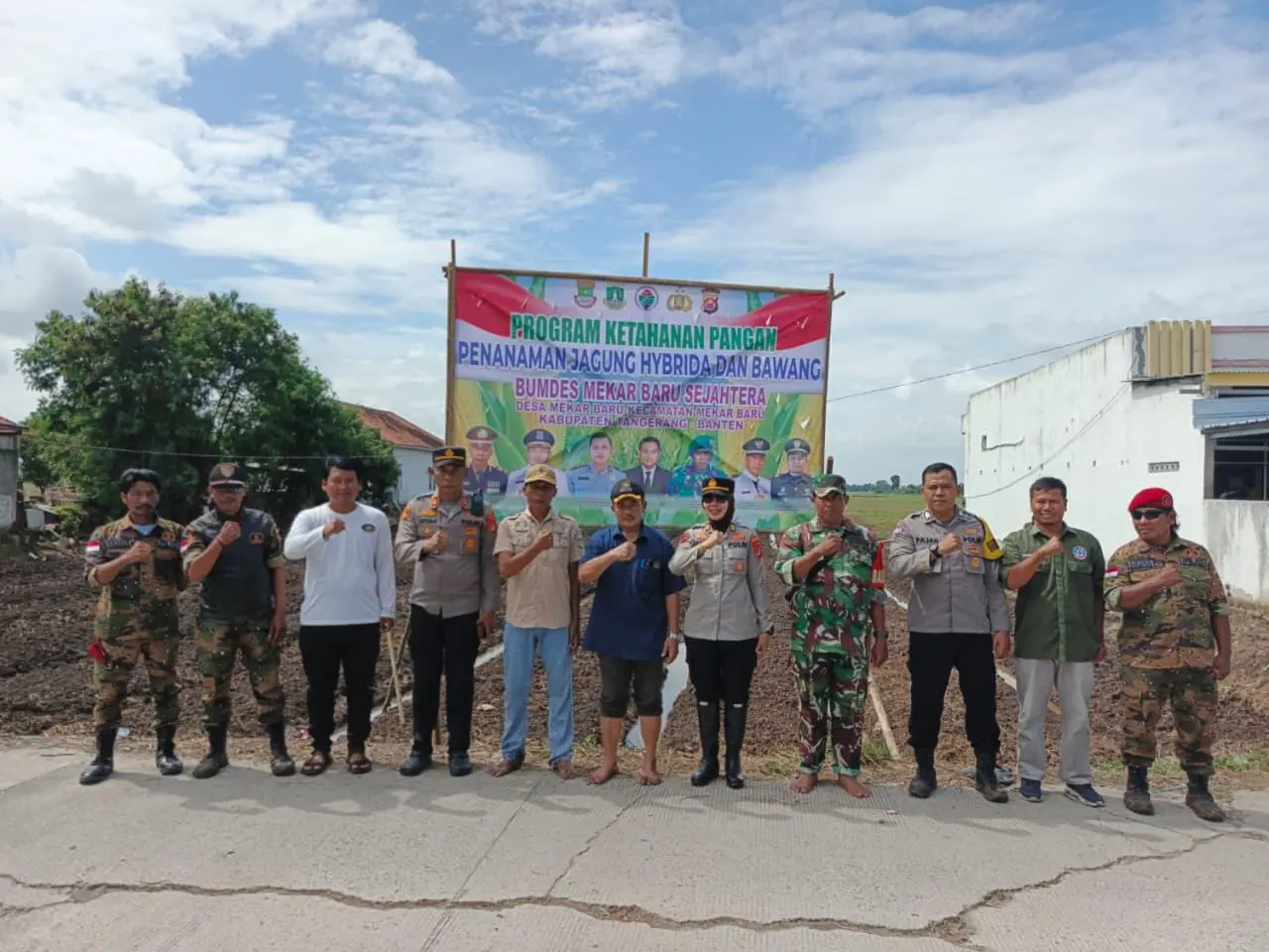 BUMDesa Mekar Jaya Sejahtera Tanam Jagung dan Bawang