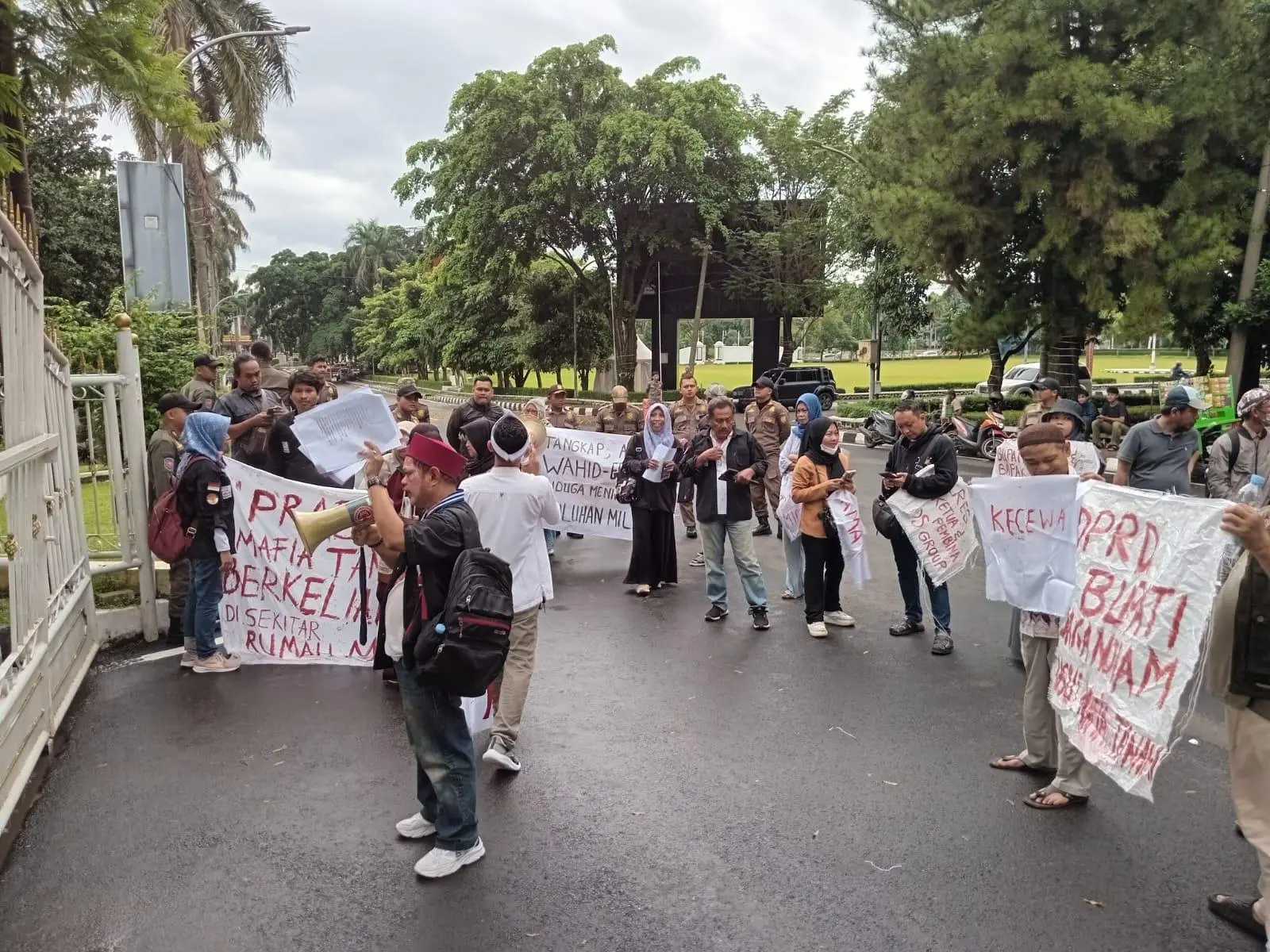 Tabungan Seumur Hidup Raib, Korban Dugaan Penipuan Kavling Sentul Desak Negara Hadir