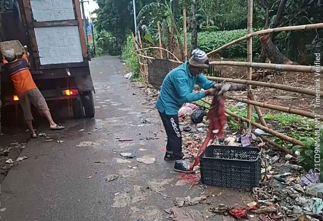 Ketua KSM Mitra Ruhay Desak Regulasi Keras untuk Pembuang Sampah Ilegal