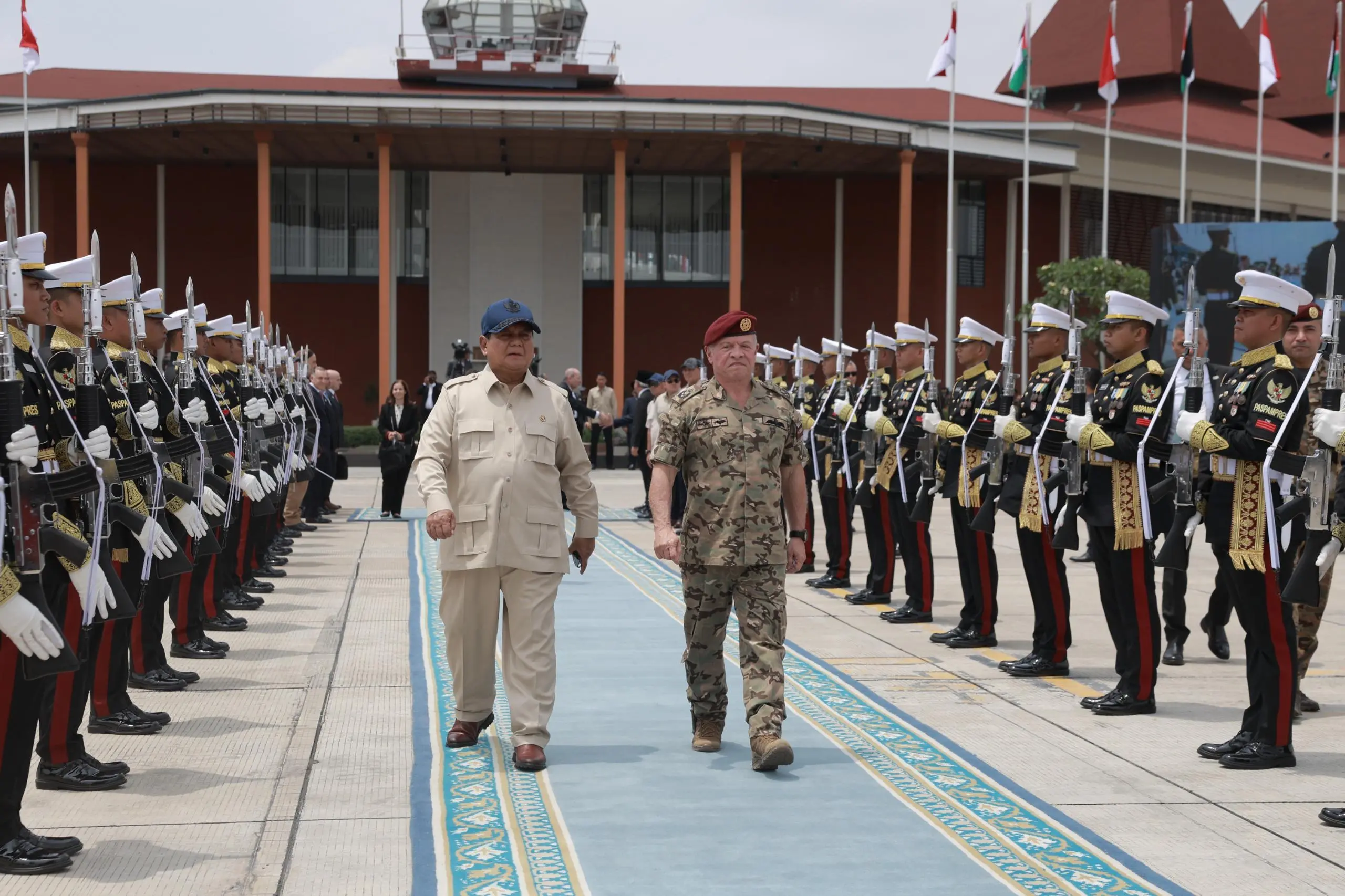 Prabowo Antar Raja Yordania Abdullah II Kembali ke Pakistan