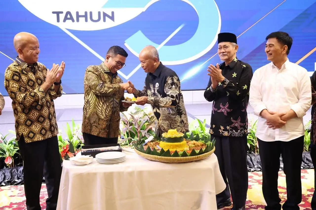 Andra Soni Terima Penghargaan Kepala Daerah Responsif 2025