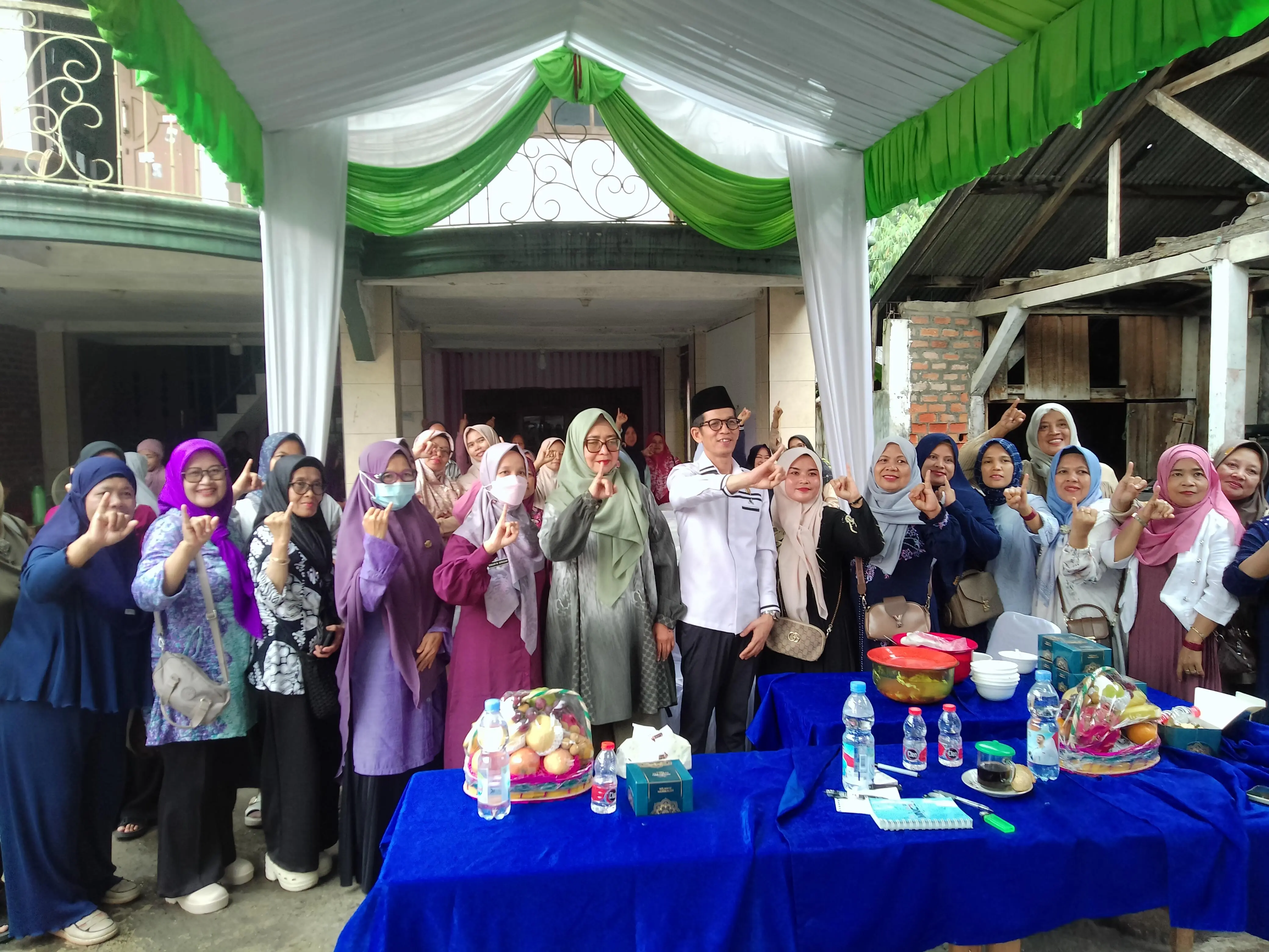 Abi Sogir Serap Aspirasi Kader Posyandu Cilebut Barat