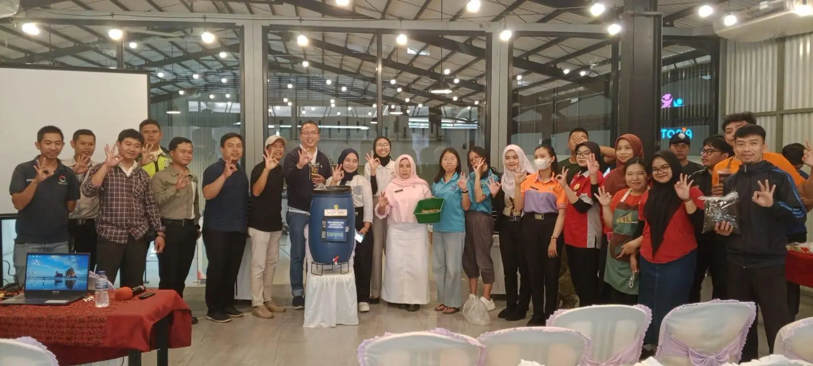 DLH Kabupaten Bogor dan Mitra Ruhai Inisiatif Pengelolaan Sampah di Q Square Lifestyle Park