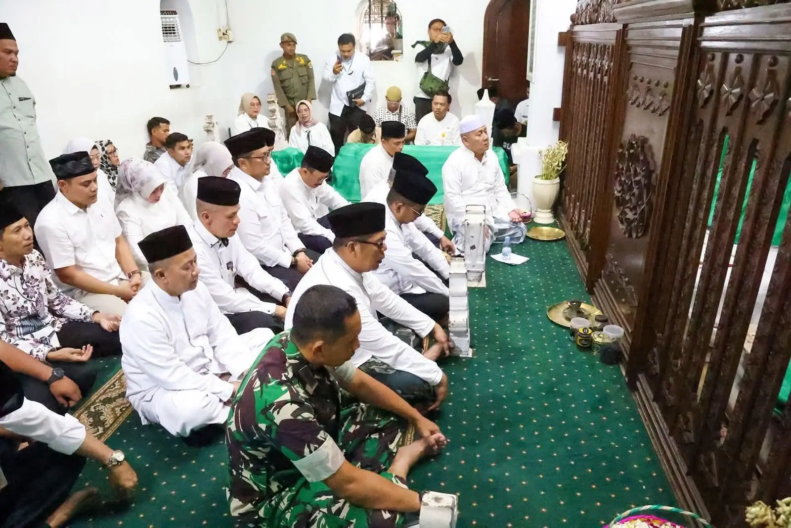 Merayakan 25 Tahun Banten: Ziarah dan Aksi Sosial untuk Rakyat