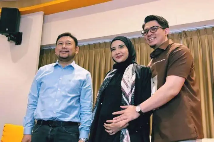 Zaskia Sungkar Hamil Anak Kedua, Irwansyah Sudah Ingin Sejak Lama