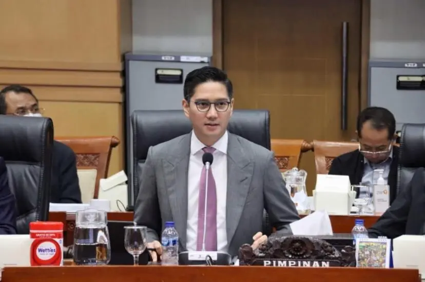 Budi Djiwandono:  Kiprah Sang Pemimpin Muda Visioner