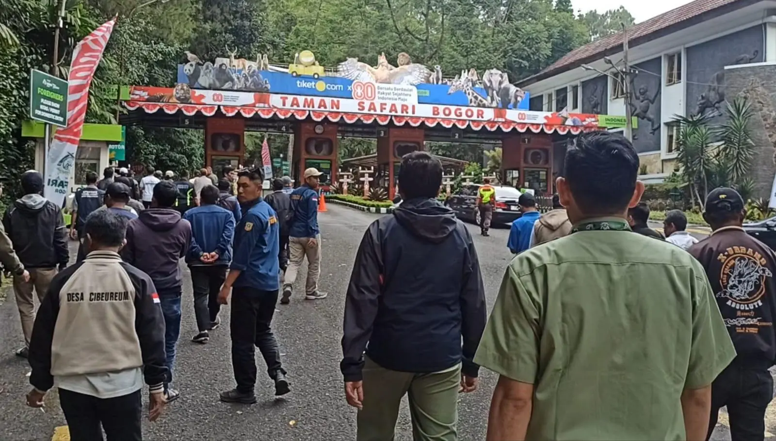 Warga Cibeureum Cisarua Sidak ke Taman Safari Terkait Dugaan Pencemaran Sungai