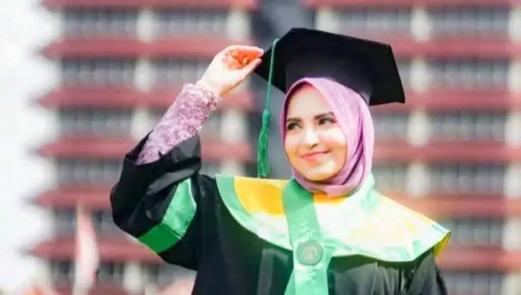 Shakira Amirah: Bintang Muda dengan Segudang Prestasi