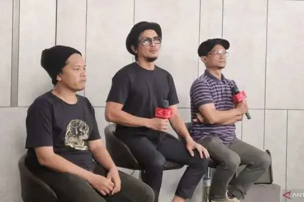 Vespunk: Merdeka dalam Interaksi Nyata di Era Digital