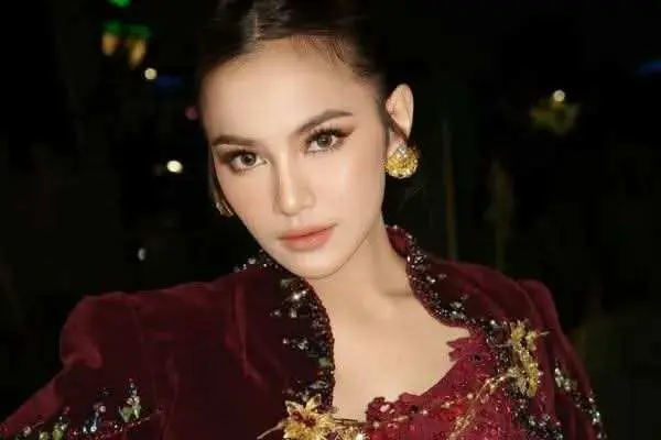 Soal Sulam Alis Mahalini, Rizky Febian Ditegur Ayah Mertua