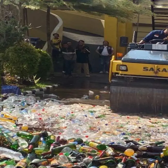 Polresta Bogor Kota Musnahkan Ribuan Botol Miras, Tekan Angka Kriminalitas!