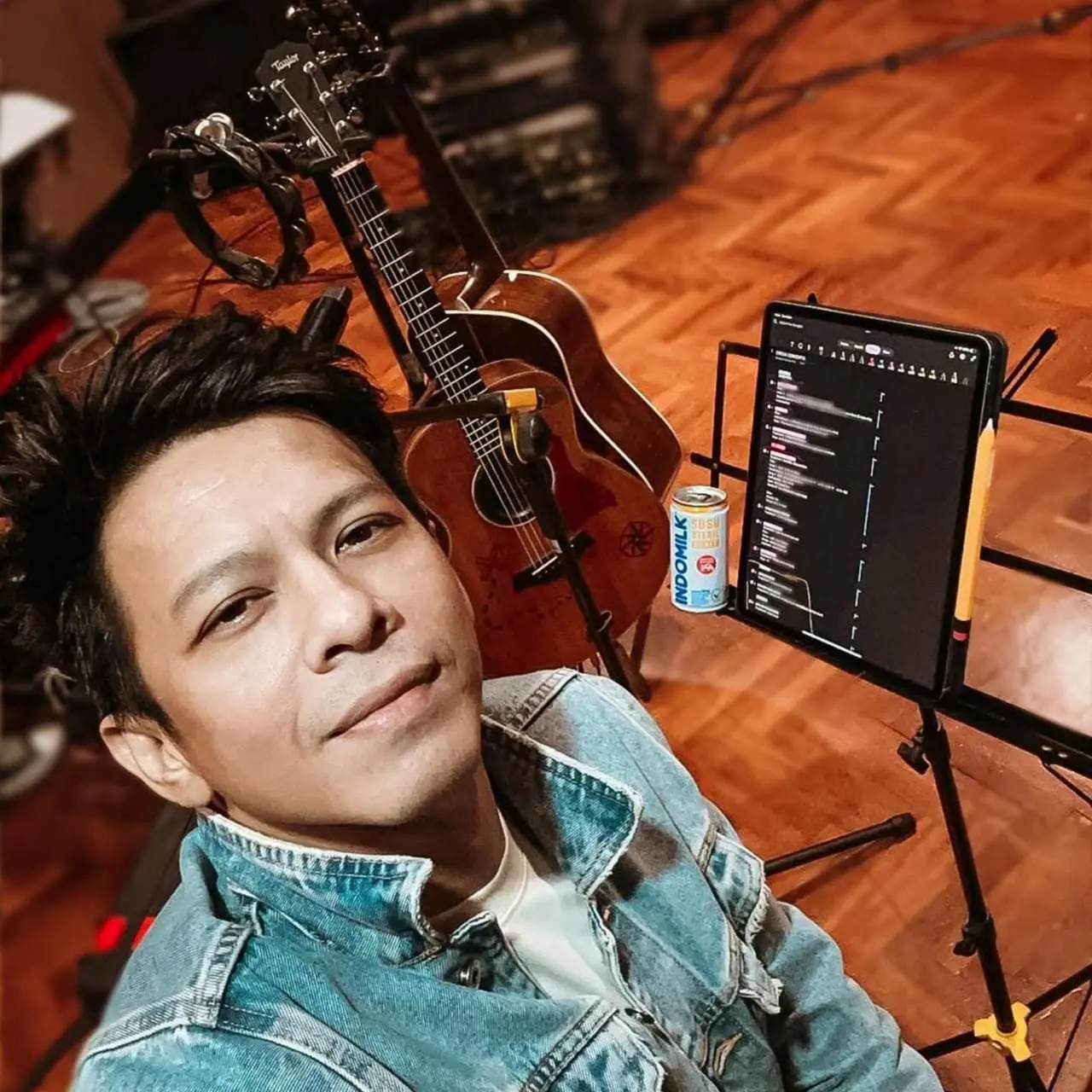 Ariel NOAH Bicara Tentang Tak Cantumkan Nama Eross SO7 di 'Menghapus Jejakmu'