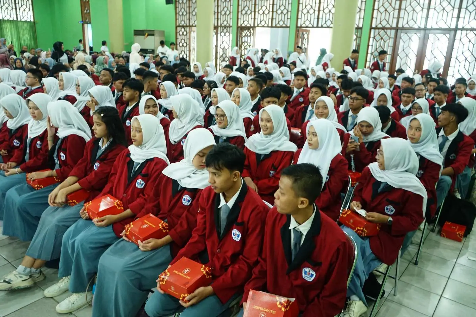 Lebih dari Sekadar Lulus: SMA Indocement Cetak Lulusan Siap Hadapi Dunia Nyata
