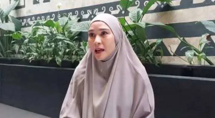 Zaskia Adya Mecca Kantongi Restu Suami ke Gaza: Dukungan untuk Palestina!