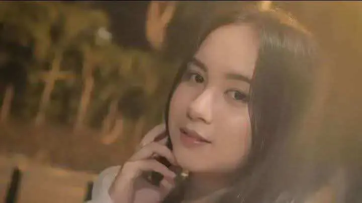 Angelica Gabriela Tiow: Perempuan Manado, Hobi Makeup, dan Pentingnya Merawat Diri