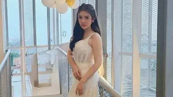 Mawar AFI Pamer Dilamar Kekasih, Calon Suami Sosok Perawat di AS: Awal Kenal dari DM