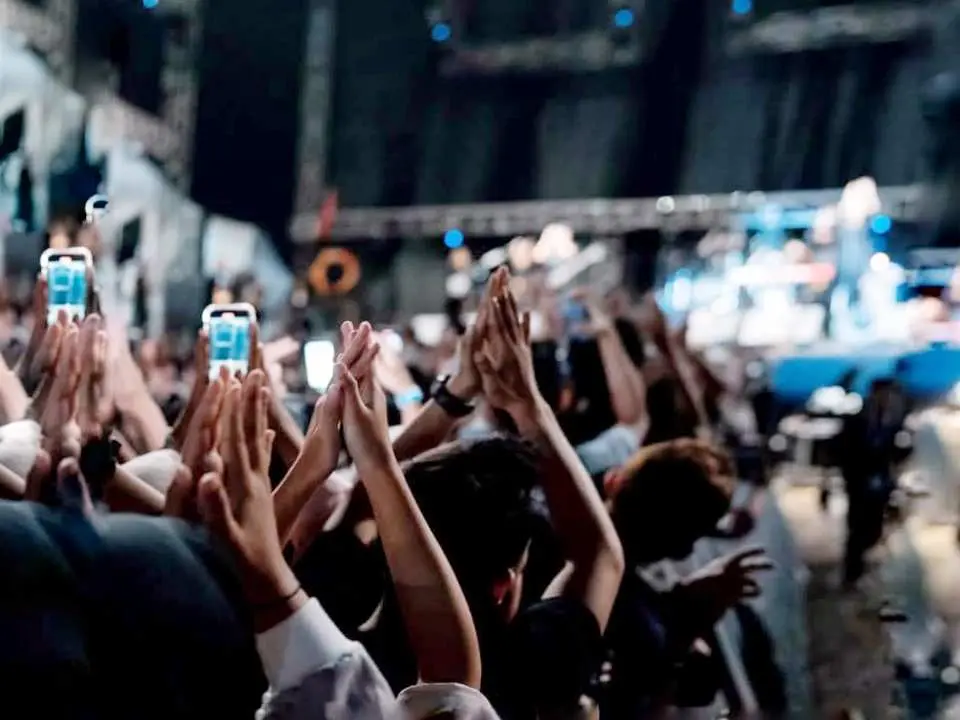 Sering Denger Kata 'Encore' pas Konser? Ternyata Ini Arti dan Asal Usulnya!