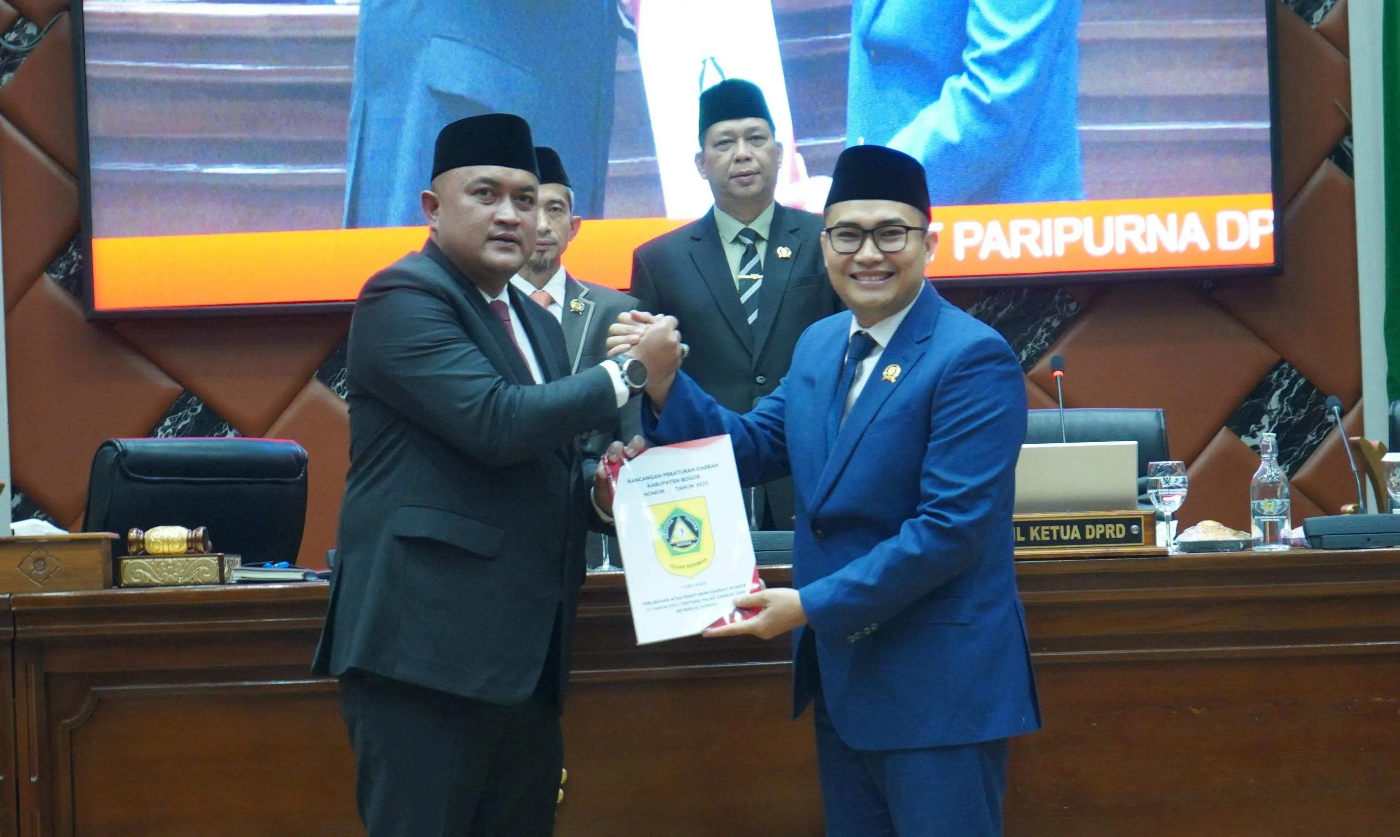 Rapat Paripurna DPRD Kabupaten Bogor Menerima Tiga Raperda Prioritas