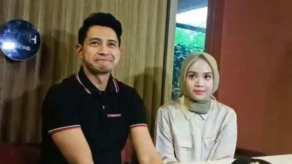 Kabar Bahagia, Aktor Chand Kelvin Akhirnya Kini Jadi Ayah di Usia 40, Selamat ya!