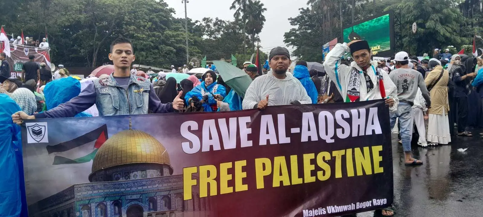 Dari Remaja hingga Lansia, Warga Bogor Tumpah Ruah Tunjukkan Cinta untuk Palestina
