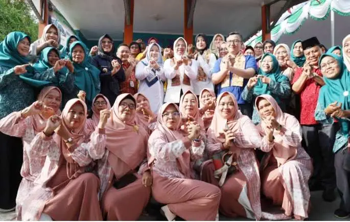 Tinawati Andra Soni Tinjau Posyandu Cendrawasih 2 Cilegon: Wajah Baru Layanan Sosial Standar SPM