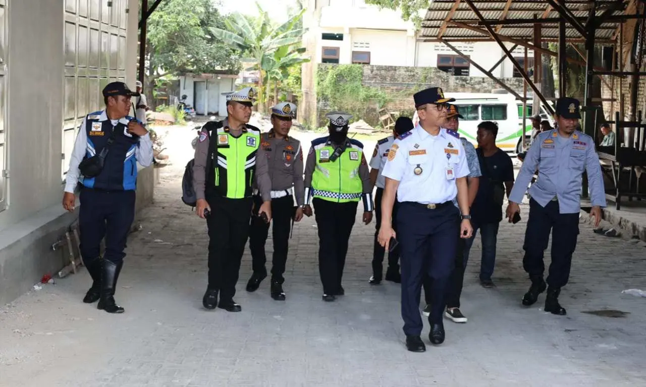 Untuk Jaga Kelancaran Lalu lintas, Dishub Sumut dan Tim Gabungan Tingkatkan Pengawasan Operasional Bus dan Pool di Jalan Jamin Ginting