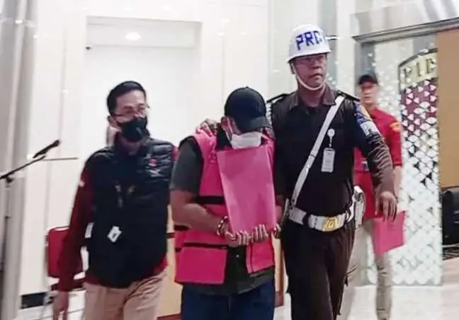 Ketua Buzzer Ditangkap Kejagung Jadi Tersangka, Dugaan Pesanan Marcella Santoso Dkk