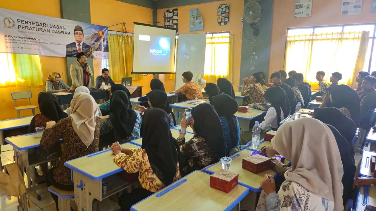 Ricky Kurniawan Dorong Optimalisasi Perda Ekonomi Kreatif di Cipayung Megamendung