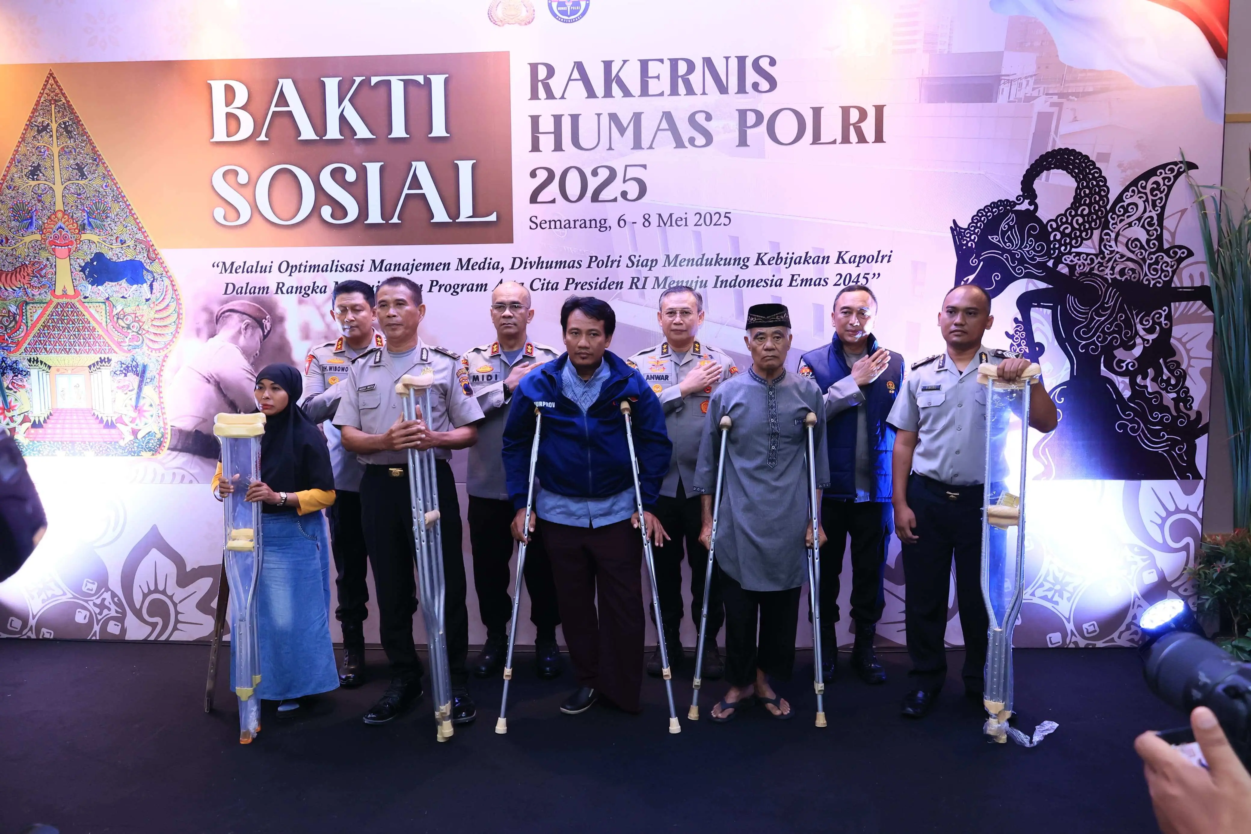 Rakernis Humas Polri 2025 Dimulai dengan Bakti Sosial dan Bakti Kesehatan