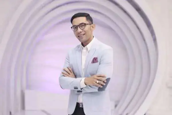 Ini Profil Indra Herlambang, Sosok Humoris yang Kerap Jadi Host Idol K-Pop