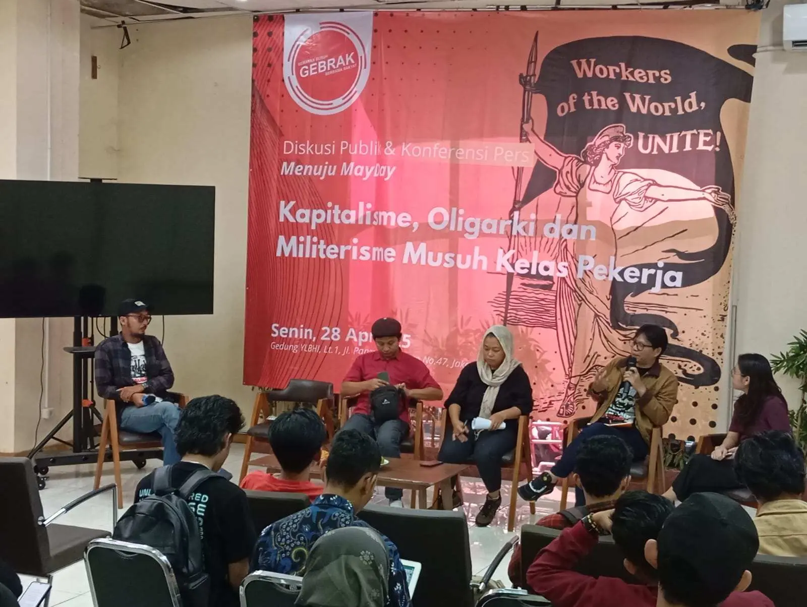 Jelang May Day 2025: GEBRAK Soroti Krisis Ketenagakerjaan di Tengah Janji Pemerintah