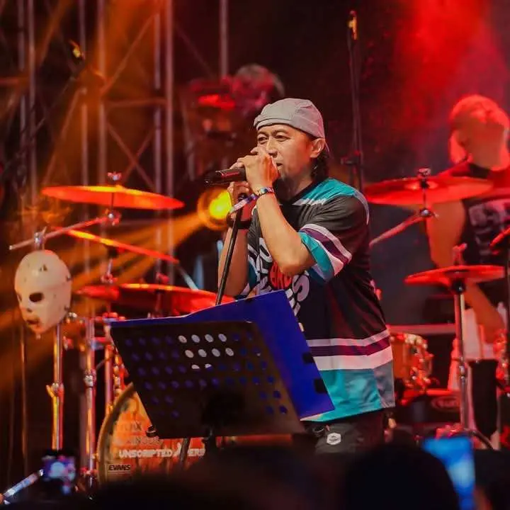 Usai Hijrah, Yukie Pas Band Selipkan Dakwah di Atas Panggung