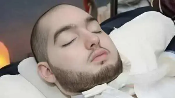 Pangeran Tidur Arab Saudi Masih Koma, Kini Berusia Genap 36 Tahun