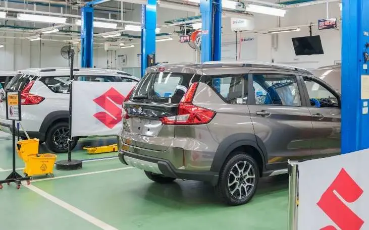 Di Bengkel Mobil Suzuki, Kendaraan Servis Usai Musim Mudik Meningkat