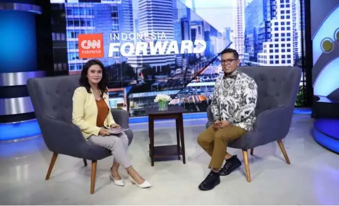 Wawancara di Stasiun Televisi: Andra Soni Bahas Pemerataan Investasi Wilayah Utara dan Selatan Banten