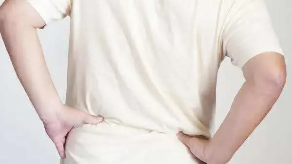 Ini Pertanda Batu Ginjal: Hati-hati Nyeri Pinggang Seperti Ini Bisa Jadi Tandanya!