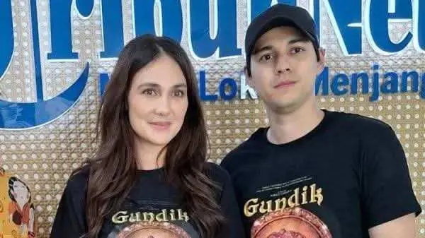 Ramai Kabar Pernikahan 7 Mei 2025, Luna Maya dan Maxime Bouttier Pilih Bungkam: “Tunggu Saja Ya”