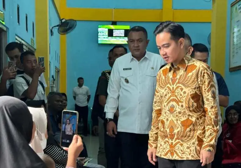 Wapres Gibran Cek Program di Puskesmas Cibinong Didampingi Bupati Bogor
