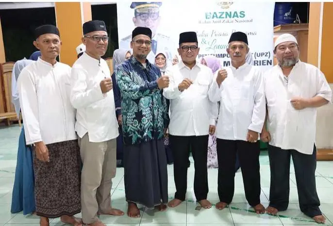 Safari Ramadhan di Pasar Kemis, Gubernur Andra Soni Ungkap Pendidikan, Kesehatan dan Kolaborasi Prioritas