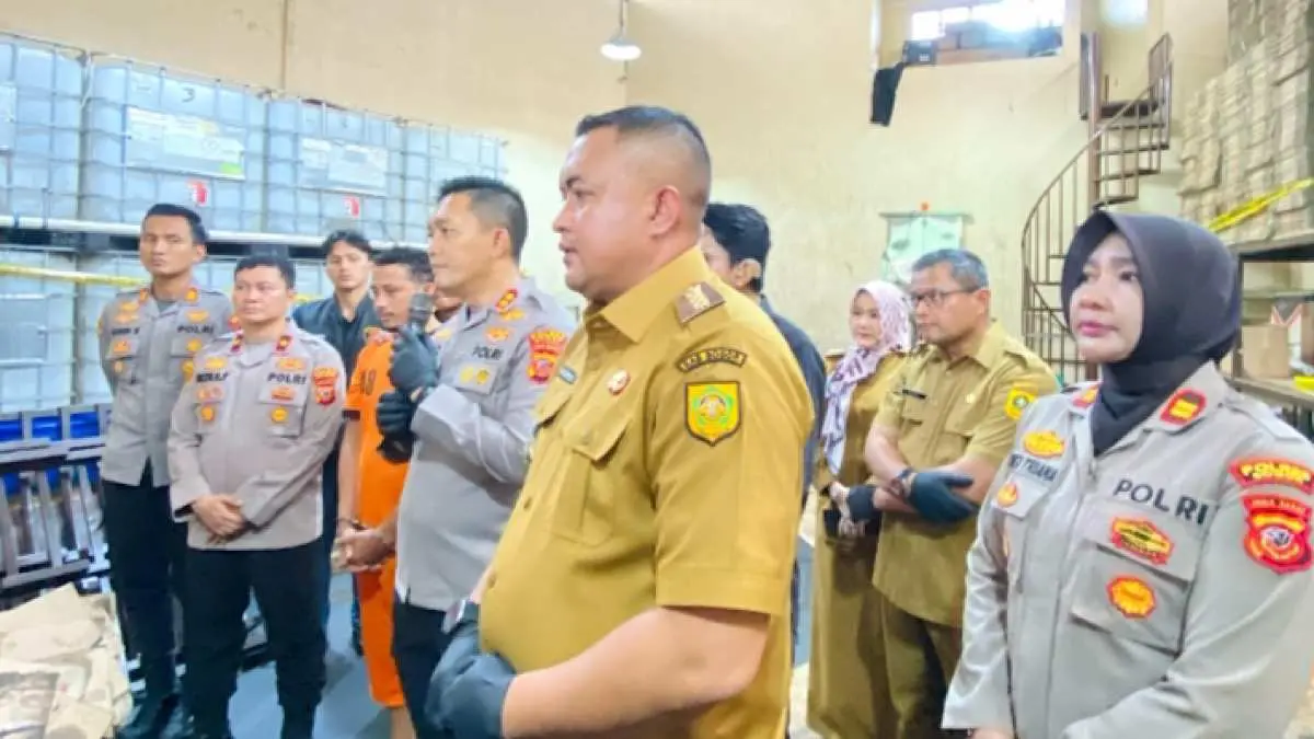 Gudang Oplosan MinyaKita di Bogor Digerebek Polisi, Temukan Ribuan Bungkus Minyak Curah